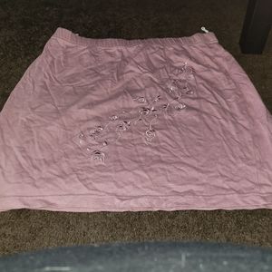 Xlarge Newport News pink skirt with floral embroidery